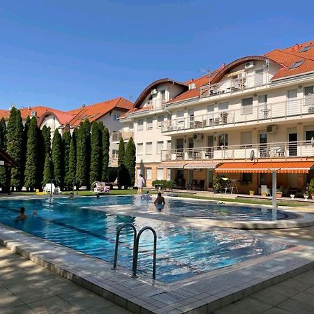 Panorama View Apartment ไฮจ์ดุสโซบอสโล ภายนอก รูปภาพ